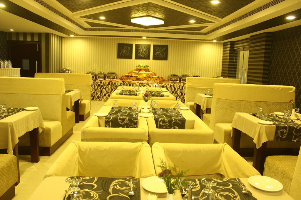 Hotel Abaam Cochin à Kochi Extérieur photo